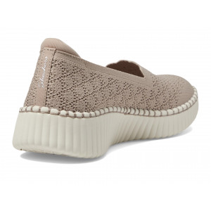 SKECHERS Wilshire - Blvd