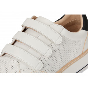 Donald Pliner Dreamboat