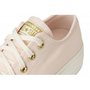 Converse Chuck Taylor All Star Low-Top Lift Platform Sneaker