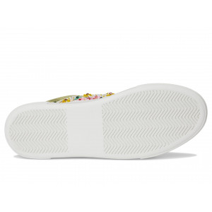 Blue by Betsey Johnson Rommy