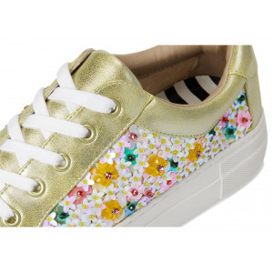 Blue by Betsey Johnson Rommy