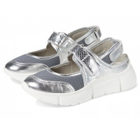 Seychelles Track Star